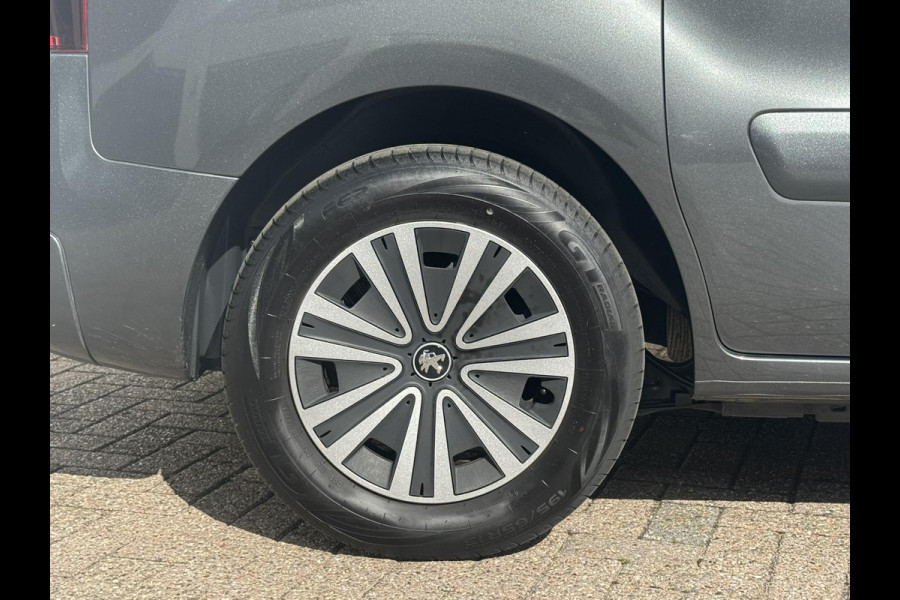 Peugeot Partner Tepee 1.2 PureTech Active Nieuwe distributie 5 Persoons Airco Cruise Trekhaak