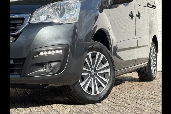 Peugeot Partner Tepee 1.2 PureTech Active Nieuwe distributie 5 Persoons Airco Cruise Trekhaak