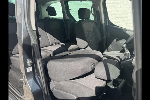Peugeot Partner Tepee 1.2 PureTech Active Nieuwe distributie 5 Persoons Airco Cruise Trekhaak