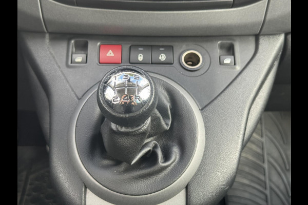 Peugeot Partner Tepee 1.2 PureTech Active Nieuwe distributie 5 Persoons Airco Cruise Trekhaak