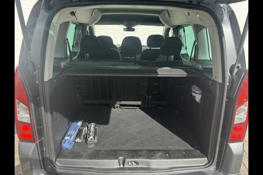 Peugeot Partner Tepee 1.2 PureTech Active Nieuwe distributie 5 Persoons Airco Cruise Trekhaak