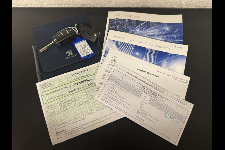 Peugeot Partner Tepee 1.2 PureTech Active Nieuwe distributie 5 Persoons Airco Cruise Trekhaak
