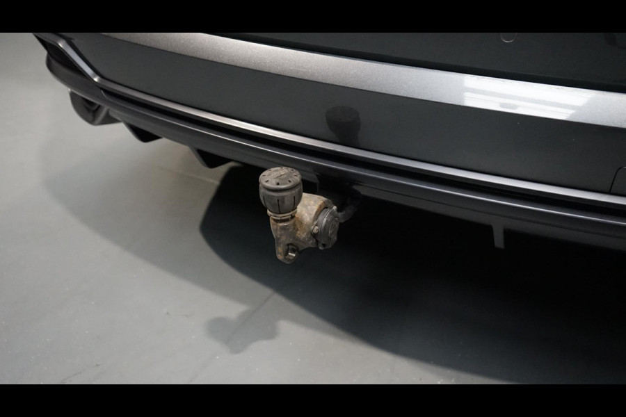 Audi Q3 40 TFSI Quattro 3x S-Line Black Optik AUTOMAAT-BANG OLUFSEN-NAVIGATIE-PANORAMA-TREKHAAK