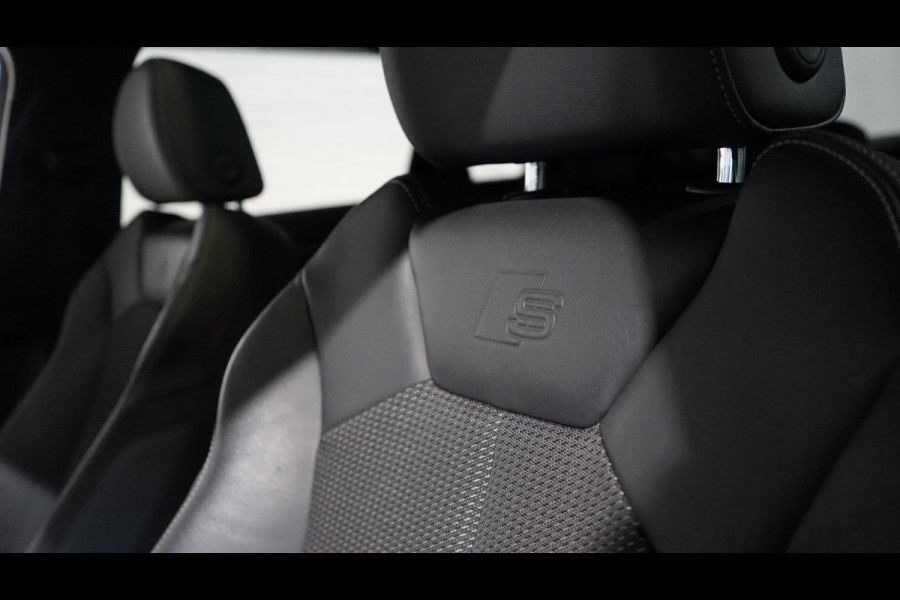 Audi Q3 40 TFSI Quattro 3x S-Line Black Optik AUTOMAAT-BANG OLUFSEN-NAVIGATIE-PANORAMA-TREKHAAK