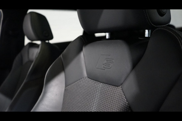Audi Q3 40 TFSI Quattro 3x S-Line Black Optik AUTOMAAT-BANG OLUFSEN-NAVIGATIE-PANORAMA-TREKHAAK