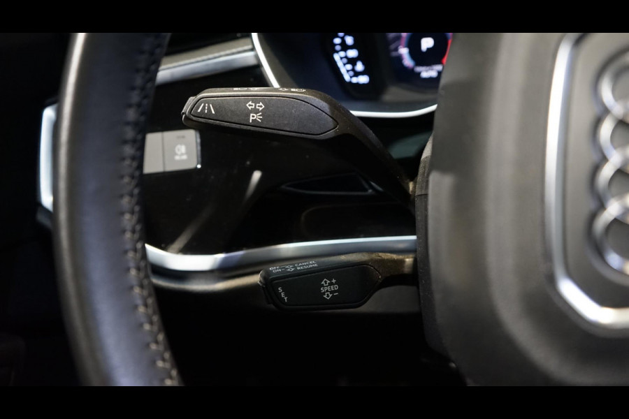 Audi Q3 40 TFSI Quattro 3x S-Line Black Optik AUTOMAAT-BANG OLUFSEN-NAVIGATIE-PANORAMA-TREKHAAK