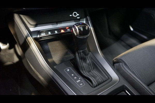 Audi Q3 40 TFSI Quattro 3x S-Line Black Optik AUTOMAAT-BANG OLUFSEN-NAVIGATIE-PANORAMA-TREKHAAK