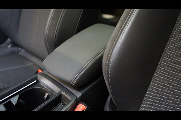 Audi Q3 40 TFSI Quattro 3x S-Line Black Optik AUTOMAAT-BANG OLUFSEN-NAVIGATIE-PANORAMA-TREKHAAK