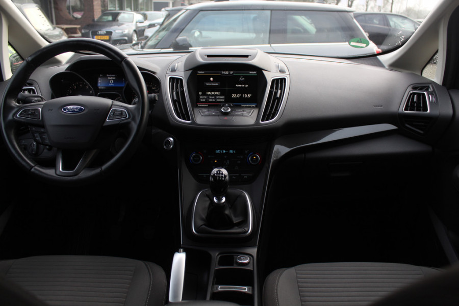 Ford Grand C-Max 1.0 Titanium 7p. / Panoramadak / Camera / Navigatie / 17'' / Parkeerhulp V+A / Cruise Control