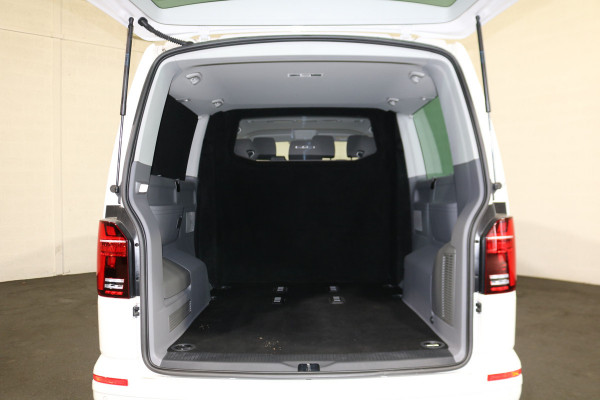 Volkswagen Transporter Caravelle 2.0 TDI 150pk L2 H1 Automaat Volkswagen Transporter Caravelle 2.0 TDI 150pk L2 H1 Automaat