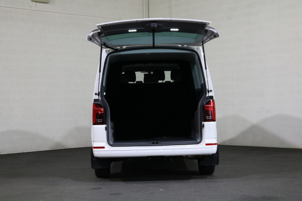 Volkswagen Transporter Caravelle 2.0 TDI 150pk L2 H1 Automaat Volkswagen Transporter Caravelle 2.0 TDI 150pk L2 H1 Automaat