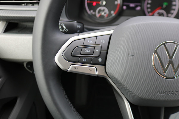 Volkswagen Transporter Caravelle 2.0 TDI 150pk L2 H1 Automaat Volkswagen Transporter Caravelle 2.0 TDI 150pk L2 H1 Automaat