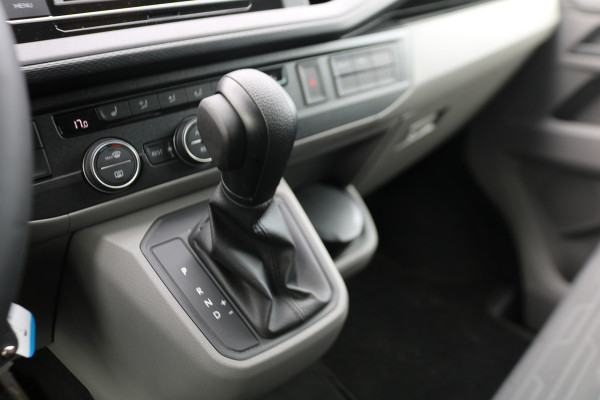 Volkswagen Transporter Caravelle 2.0 TDI 150pk L2 H1 Automaat Volkswagen Transporter Caravelle 2.0 TDI 150pk L2 H1 Automaat