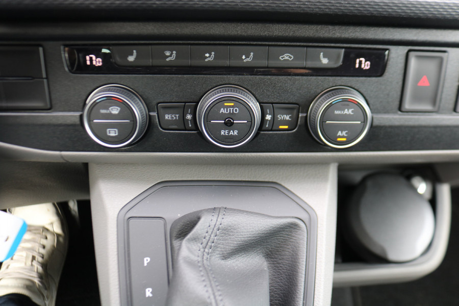 Volkswagen Transporter Caravelle 2.0 TDI 150pk L2 H1 Automaat Volkswagen Transporter Caravelle 2.0 TDI 150pk L2 H1 Automaat