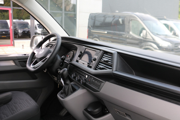 Volkswagen Transporter Caravelle 2.0 TDI 150pk L2 H1 Automaat Volkswagen Transporter Caravelle 2.0 TDI 150pk L2 H1 Automaat