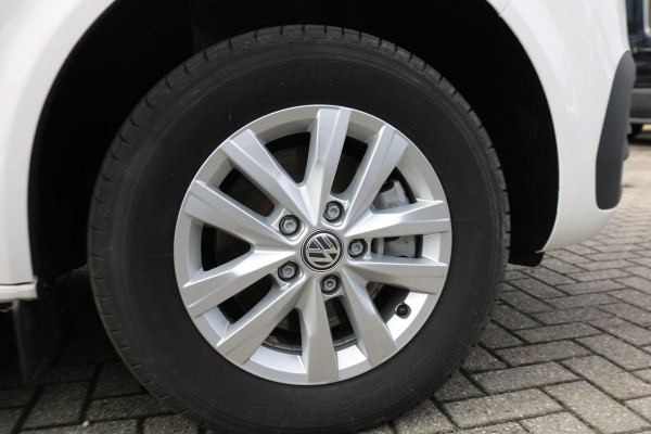 Volkswagen Transporter Caravelle 2.0 TDI 150pk L2 H1 Automaat Volkswagen Transporter Caravelle 2.0 TDI 150pk L2 H1 Automaat