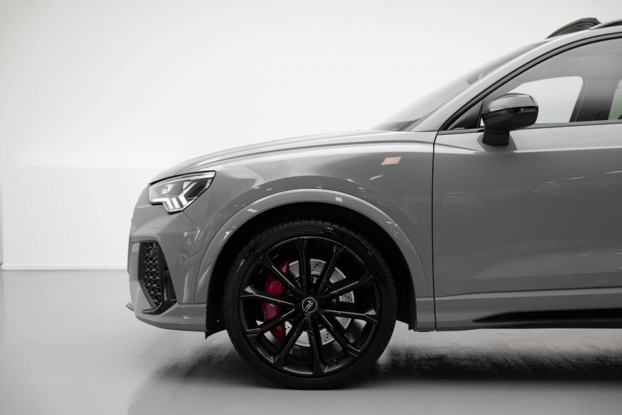 Audi RSQ3 TFSI quattro |Pano|B&O|Dodehoek|Camera|Ambient|Elek. stoelen|