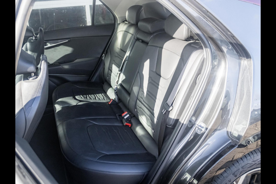 Kia Niro EV Edition Advanced 64.8 kWh l lederen bekleding l stoel stuurwiel verwarming l 17% bijtelling l SOH 100% l