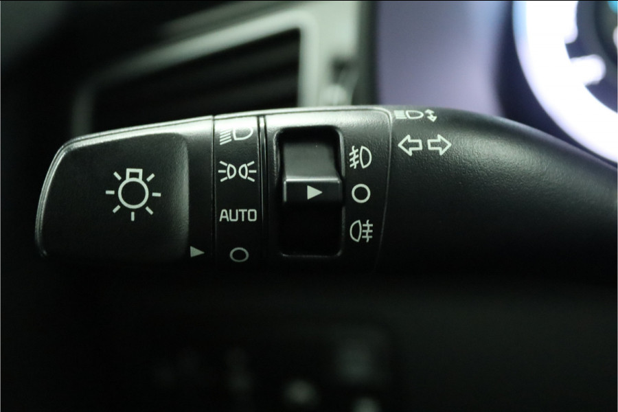 Kia Niro 1.6 GDi Hybrid DynamicLine - Navigatie - Cruise Control - Climate Control - Achteruitrijcamera - 12 Maanden Bovag Garantie