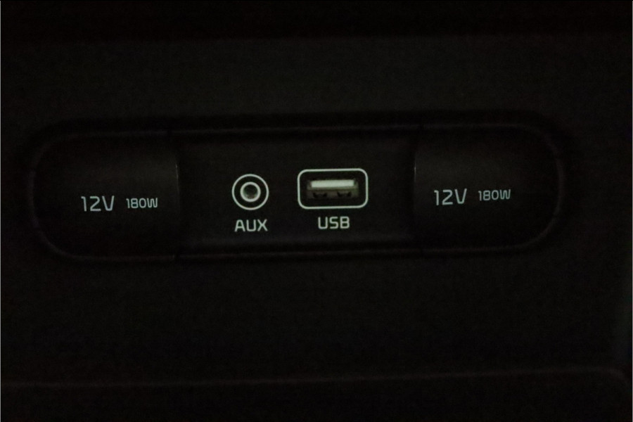 Kia Niro 1.6 GDi Hybrid DynamicLine - Navigatie - Cruise Control - Climate Control - Achteruitrijcamera - 12 Maanden Bovag Garantie