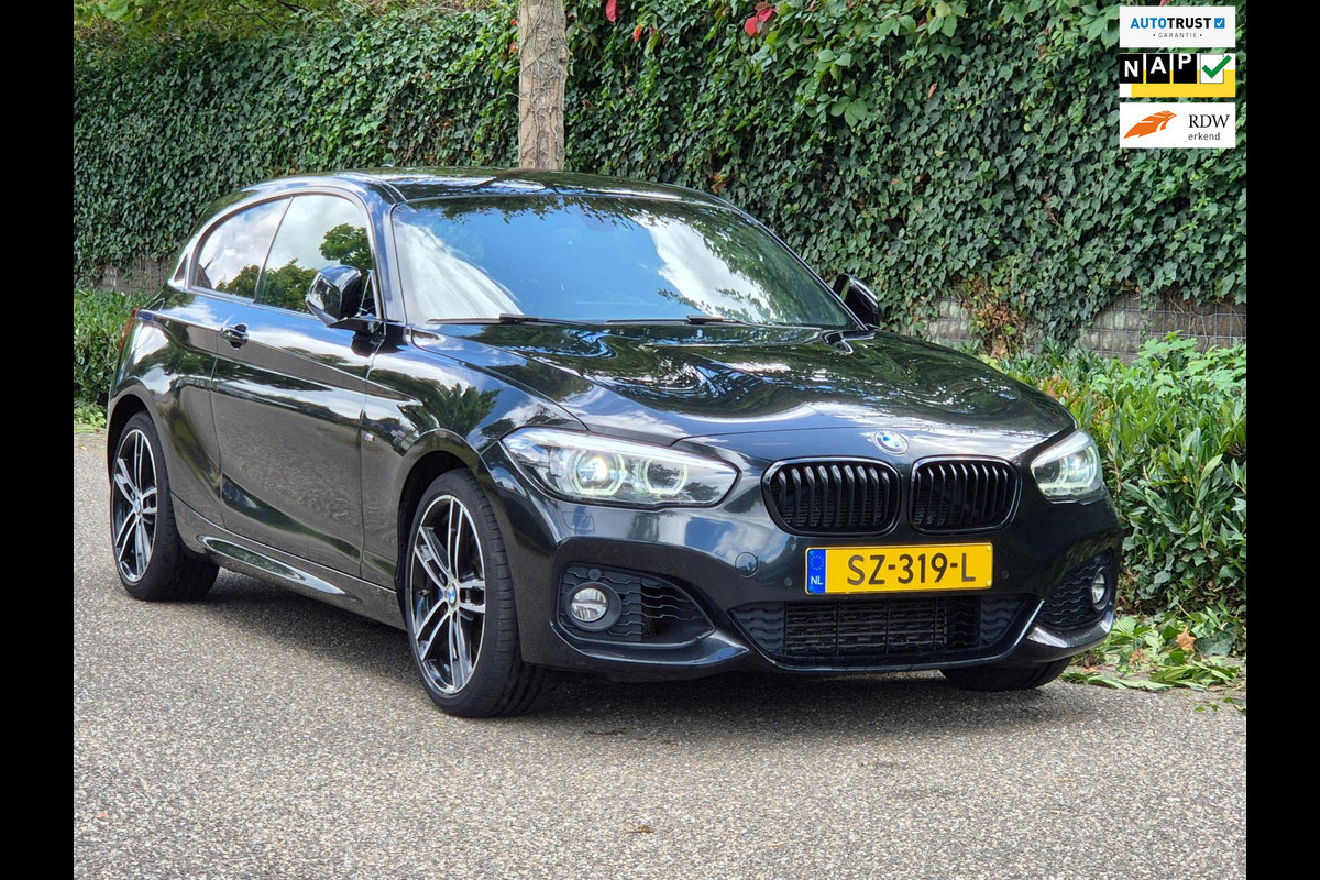 BMW 1-serie M Sport Coupe Executive CarPlay Adaptieve LED Keyless Harman Kardon NAP Rijklaar BMW 1-serie M Sport Coupe Executive CarPlay Adaptieve LED Keyless Harman Kardon NAP Rijklaar