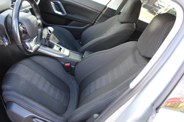 Peugeot 308 1.2 PureTech Blue Lease GT-line camera multimedia vol opties dealer onderhouden