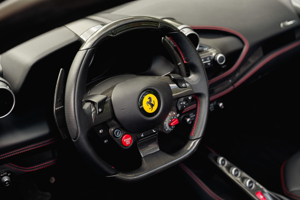 Ferrari F8 Spider 3.9 V8 HELE | Carbon | Lift | Passenger Display | Orig. NL |