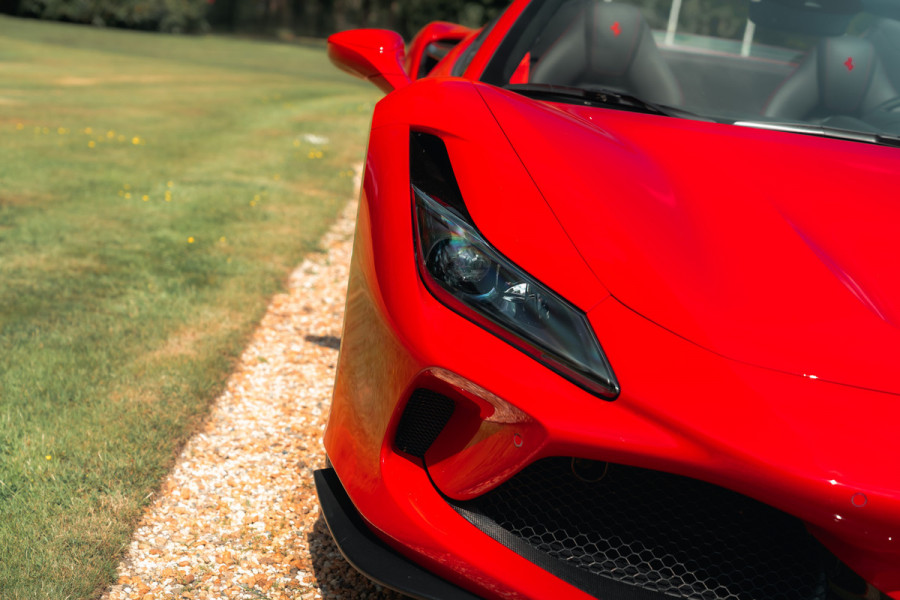 Ferrari F8 Spider 3.9 V8 HELE | Carbon | Lift | Passenger Display | Orig. NL |