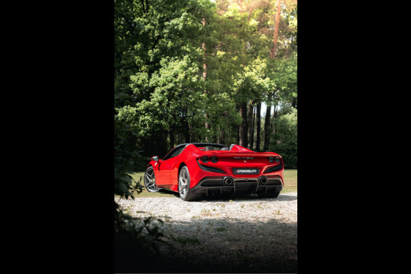 Ferrari F8 Spider 3.9 V8 HELE | Carbon | Lift | Passenger Display | Orig. NL |