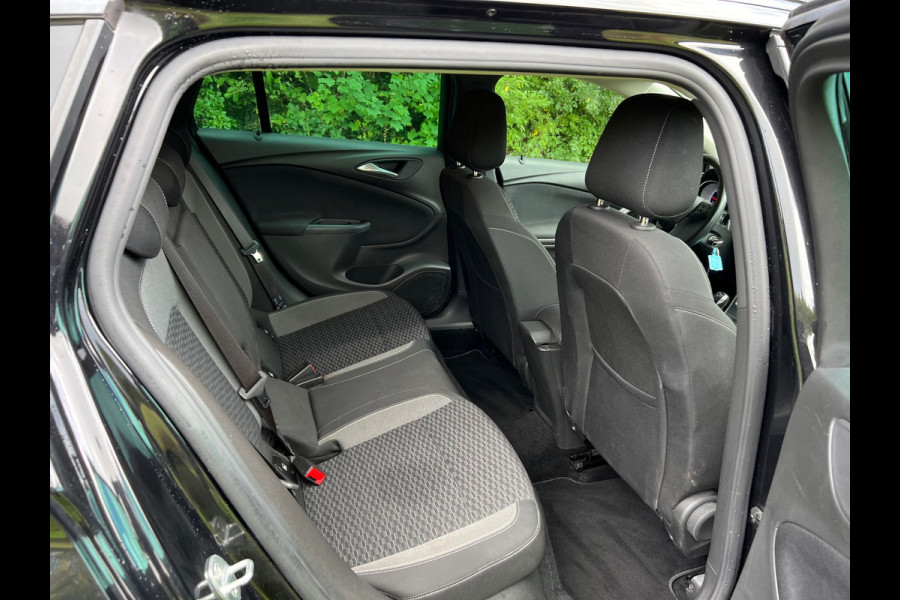 Opel Astra Sports Tourer 1.2 Turbo | Navi | Clima | Cruise | Stoel- & Stuurverw. |