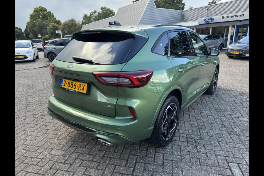 Ford Kuga 2.5 PHEV ST-Line 242pk Wegklapbare Trekhaak | Winterpack | Bursting Green | 19 inch Velgen | 2.100kg Trekgewicht | 1e Eigenaar Ford Kuga 2.5 PHEV ST-Line 242pk Wegklapbare Trekhaak | Winterpack | Bursting Green | 19 inch Velgen | 2.100kg Trekgewicht | 1e Eigenaar