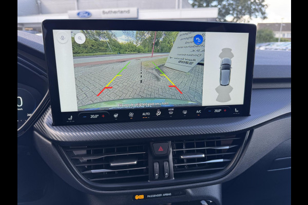Ford Kuga 2.5 PHEV ST-Line 242pk Wegklapbare Trekhaak | Winterpack | Bursting Green | 19 inch Velgen | 2.100kg Trekgewicht | 1e Eigenaar Ford Kuga 2.5 PHEV ST-Line 242pk Wegklapbare Trekhaak | Winterpack | Bursting Green | 19 inch Velgen | 2.100kg Trekgewicht | 1e Eigenaar