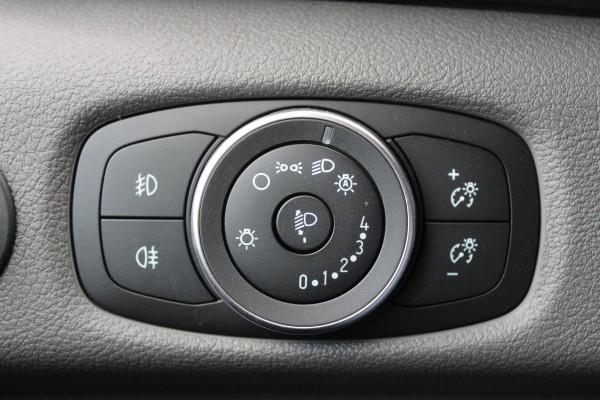 Ford Transit 350 2.0 TDCI L3H2 Trend 130pk - Cruise Control - DAB radio - Verwarmde Vooruit - Parkeersensoren - Rijklaar Ford Transit 350 2.0 TDCI L3H2 Trend 130pk - Cruise Control - DAB radio - Verwarmde Vooruit - Parkeersensoren - Rijklaar