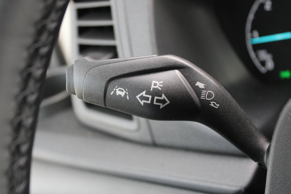 Ford Transit 350 2.0 TDCI L3H2 Trend 130pk - Cruise Control - DAB radio - Verwarmde Vooruit - Parkeersensoren - Rijklaar Ford Transit 350 2.0 TDCI L3H2 Trend 130pk - Cruise Control - DAB radio - Verwarmde Vooruit - Parkeersensoren - Rijklaar