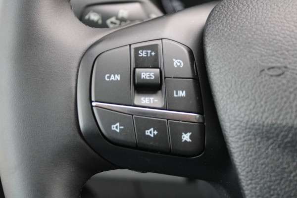 Ford Transit 350 2.0 TDCI L3H2 Trend 130pk - Cruise Control - DAB radio - Verwarmde Vooruit - Parkeersensoren - Rijklaar Ford Transit 350 2.0 TDCI L3H2 Trend 130pk - Cruise Control - DAB radio - Verwarmde Vooruit - Parkeersensoren - Rijklaar