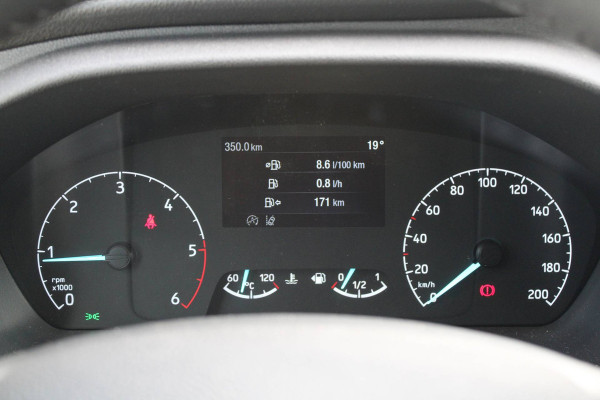 Ford Transit 350 2.0 TDCI L3H2 Trend 130pk - Cruise Control - DAB radio - Verwarmde Vooruit - Parkeersensoren - Rijklaar Ford Transit 350 2.0 TDCI L3H2 Trend 130pk - Cruise Control - DAB radio - Verwarmde Vooruit - Parkeersensoren - Rijklaar