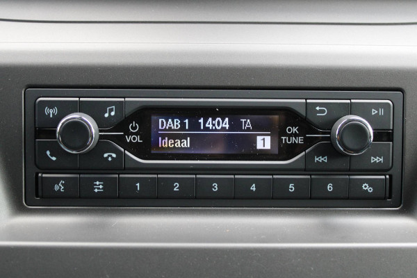 Ford Transit 350 2.0 TDCI L3H2 Trend 130pk - Cruise Control - DAB radio - Verwarmde Vooruit - Parkeersensoren - Rijklaar Ford Transit 350 2.0 TDCI L3H2 Trend 130pk - Cruise Control - DAB radio - Verwarmde Vooruit - Parkeersensoren - Rijklaar