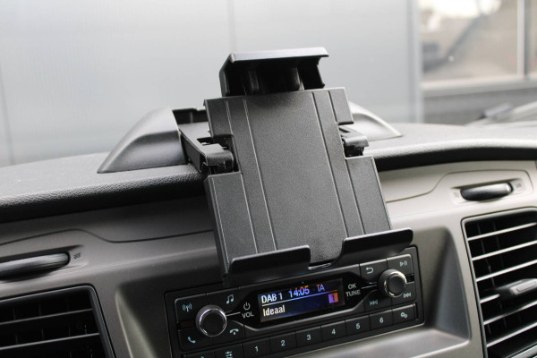 Ford Transit 350 2.0 TDCI L3H2 Trend 130pk - Cruise Control - DAB radio - Verwarmde Vooruit - Parkeersensoren - Rijklaar Ford Transit 350 2.0 TDCI L3H2 Trend 130pk - Cruise Control - DAB radio - Verwarmde Vooruit - Parkeersensoren - Rijklaar
