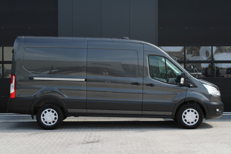 Ford Transit 350 2.0 TDCI L3H2 Trend 130pk Trend - Carplay - Android - 360 Camera - Climate - Cruise - Parkeersensoren - Rijklaar Ford Transit 350 2.0 TDCI L3H2 Trend 130pk Trend - Carplay - Android - 360 Camera - Climate - Cruise - Parkeersensoren - Rijklaar