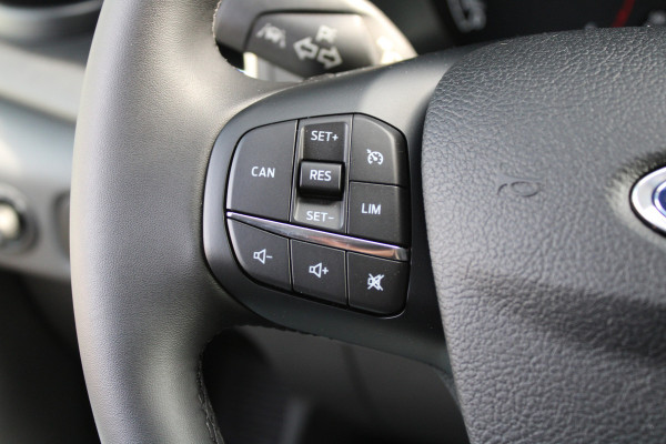 Ford Transit 350 2.0 TDCI L3H2 Trend 130pk Trend - Carplay - Android - 360 Camera - Climate - Cruise - Parkeersensoren - Rijklaar Ford Transit 350 2.0 TDCI L3H2 Trend 130pk Trend - Carplay - Android - 360 Camera - Climate - Cruise - Parkeersensoren - Rijklaar