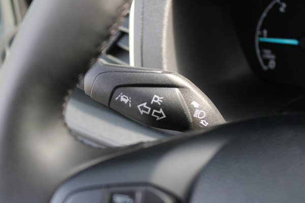 Ford Transit 350 2.0 TDCI L3H2 Trend 130pk Trend - Carplay - Android - 360 Camera - Climate - Cruise - Parkeersensoren - Rijklaar Ford Transit 350 2.0 TDCI L3H2 Trend 130pk Trend - Carplay - Android - 360 Camera - Climate - Cruise - Parkeersensoren - Rijklaar