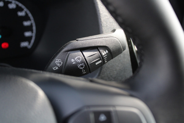 Ford Transit 350 2.0 TDCI L3H2 Trend 130pk Trend - Carplay - Android - 360 Camera - Climate - Cruise - Parkeersensoren - Rijklaar Ford Transit 350 2.0 TDCI L3H2 Trend 130pk Trend - Carplay - Android - 360 Camera - Climate - Cruise - Parkeersensoren - Rijklaar