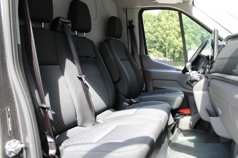 Ford Transit 350 2.0 TDCI L3H2 Trend 130pk Trend - Carplay - Android - 360 Camera - Climate - Cruise - Parkeersensoren - Rijklaar Ford Transit 350 2.0 TDCI L3H2 Trend 130pk Trend - Carplay - Android - 360 Camera - Climate - Cruise - Parkeersensoren - Rijklaar