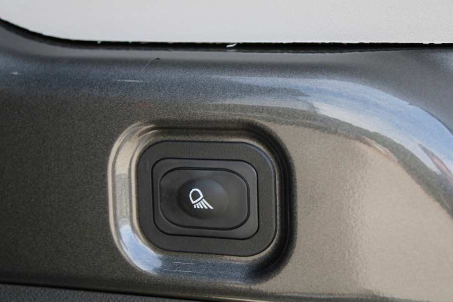 Ford Transit 350 2.0 TDCI L3H2 Trend 130pk Trend - Carplay - Android - 360 Camera - Climate - Cruise - Parkeersensoren - Rijklaar Ford Transit 350 2.0 TDCI L3H2 Trend 130pk Trend - Carplay - Android - 360 Camera - Climate - Cruise - Parkeersensoren - Rijklaar