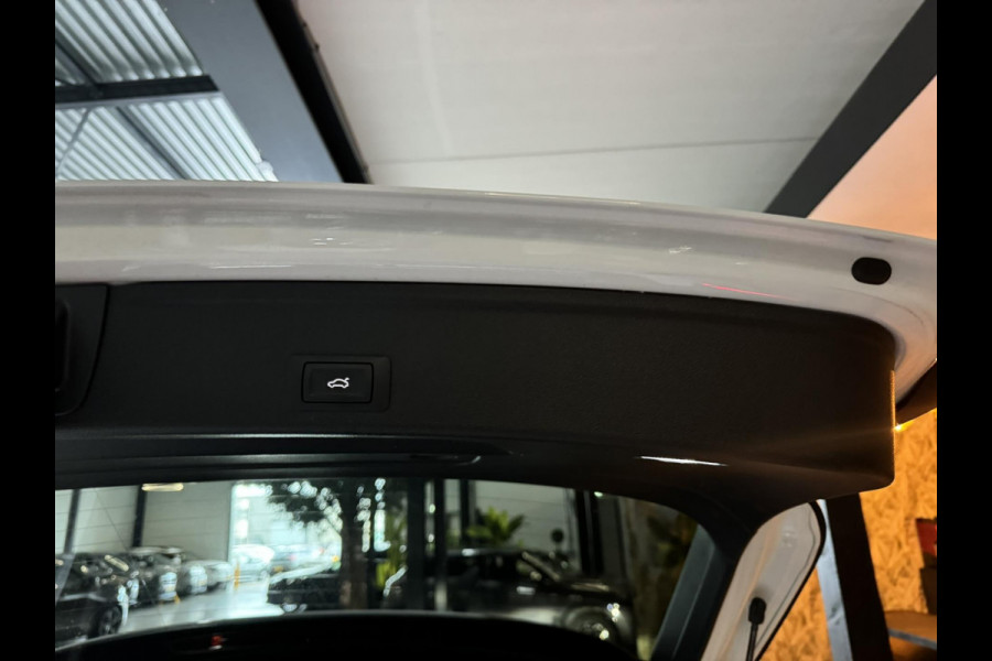 Audi A4 Avant 40 TFSI Design Garantie Digidash Elek. Achterklep LED DAB Cruise Clima Navi Sfeerverlichting Rijklaar