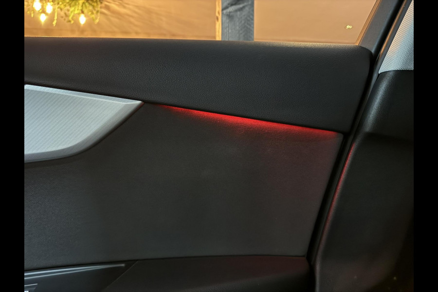 Audi A4 Avant 40 TFSI Design Garantie Digidash Elek. Achterklep LED DAB Cruise Clima Navi Sfeerverlichting Rijklaar