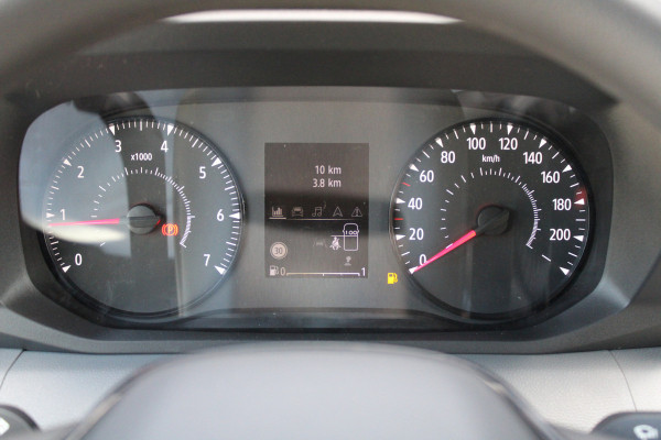 Renault Master T35 2.0 dCi 170pk L2H2 Extra - 2x Schuifdeur - Navigatie - Blind Spot - Camera - Stoelverwarming - Verwarmde voorruit - Rijklaar