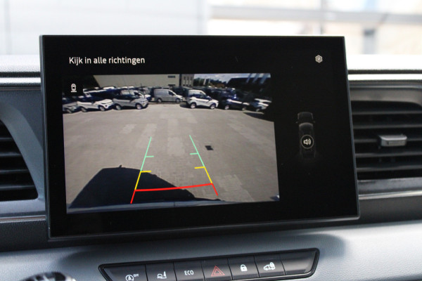 Renault Master T35 2.0 dCi 170pk L2H2 Extra - 2x Schuifdeur - Navigatie - Blind Spot - Camera - Stoelverwarming - Verwarmde voorruit - Rijklaar