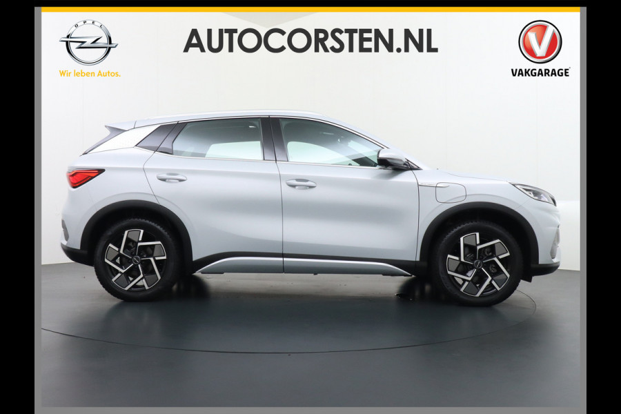 BYD ATTO 3 Design 60kWh Warmtepomp Apple Carplay Android Auto 360°Camera Panoramadak Adaptieve Cruise Control Verkeersbord detectie WiFi Warmtepomp DAB Led Rijstrooksensor Fabrieksgarantie tot 31-7-2029/150.000km Garantie op de tractiebatterij tot 31-7-2031/200.000km