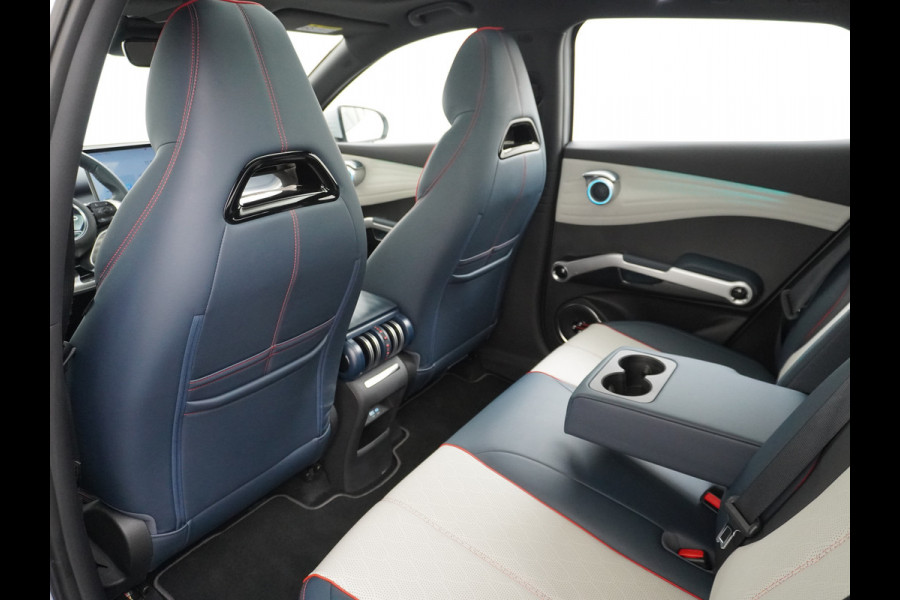 BYD ATTO 3 Design 60kWh Warmtepomp Apple Carplay Android Auto 360°Camera Panoramadak Adaptieve Cruise Control Verkeersbord detectie WiFi Warmtepomp DAB Led Rijstrooksensor Fabrieksgarantie tot 31-7-2029/150.000km Garantie op de tractiebatterij tot 31-7-2031/200.000km